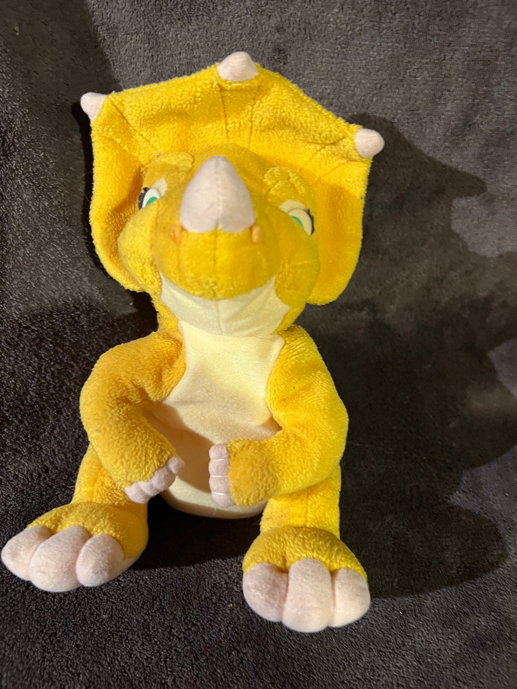 Land Before Time Dinosaur Cera plush doll 11 inch